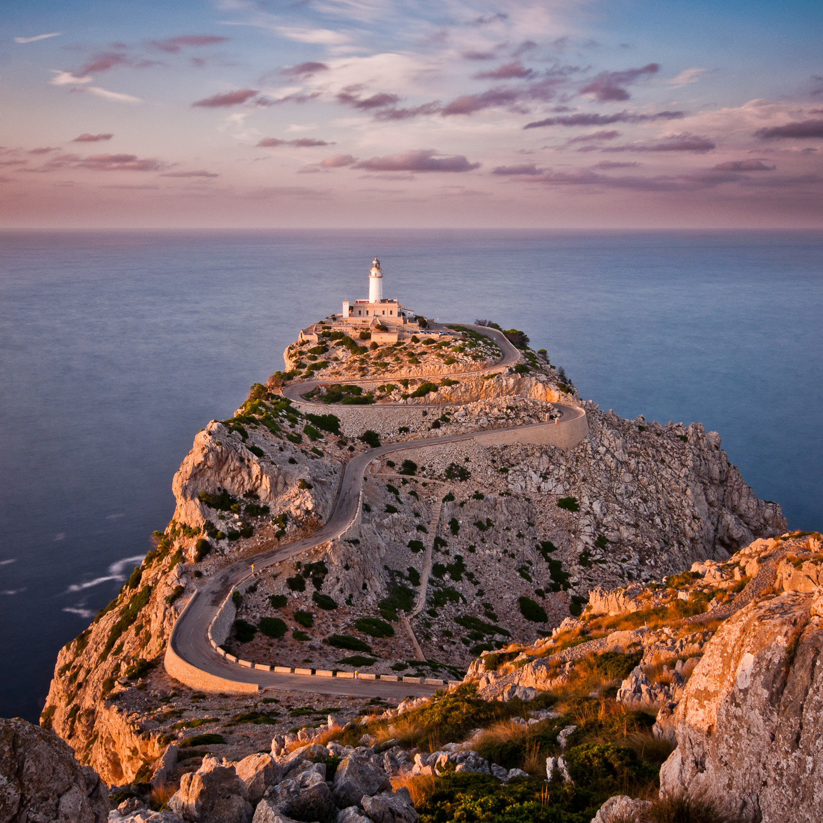 西班牙mallorca马略卡岛3日游(中文司导,地中海上的私人花园)