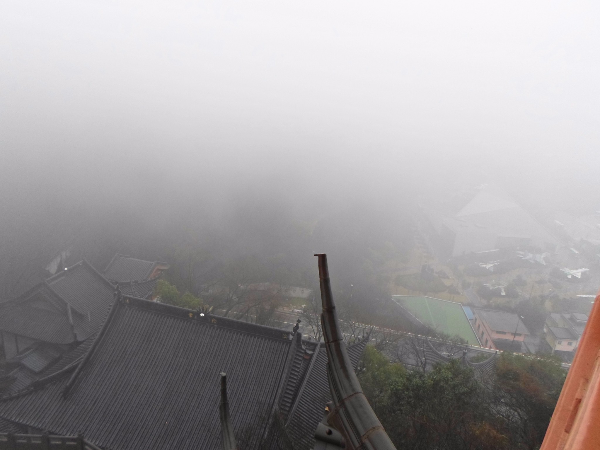 游宁波镇海招宝山风景区,感受镇海人民的抗敌史,了解中国强大的空军