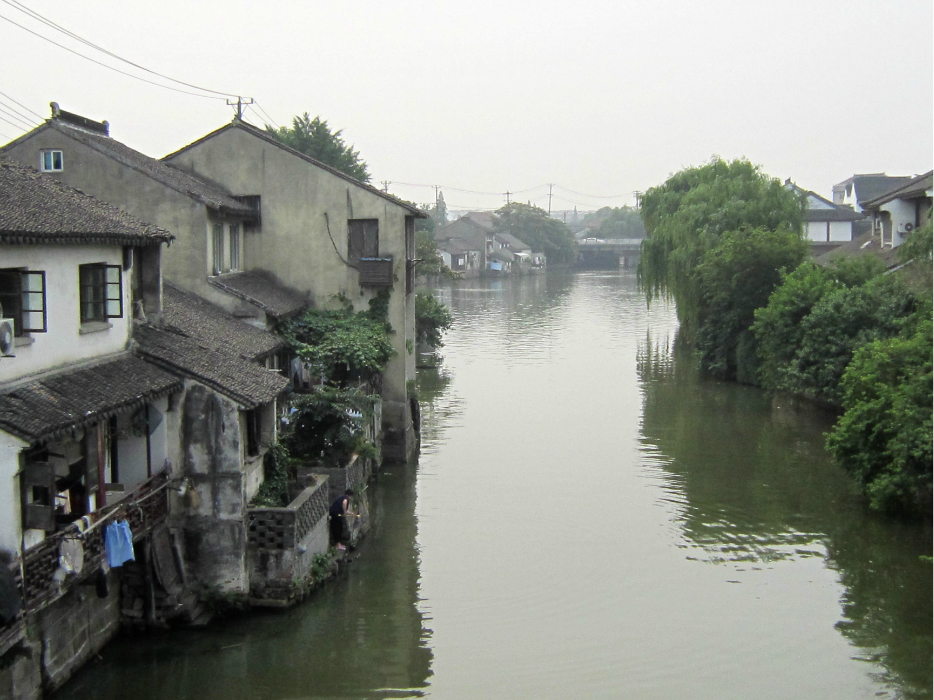 苏州虎丘路婚纱_苏州虎丘婚纱城图片(3)