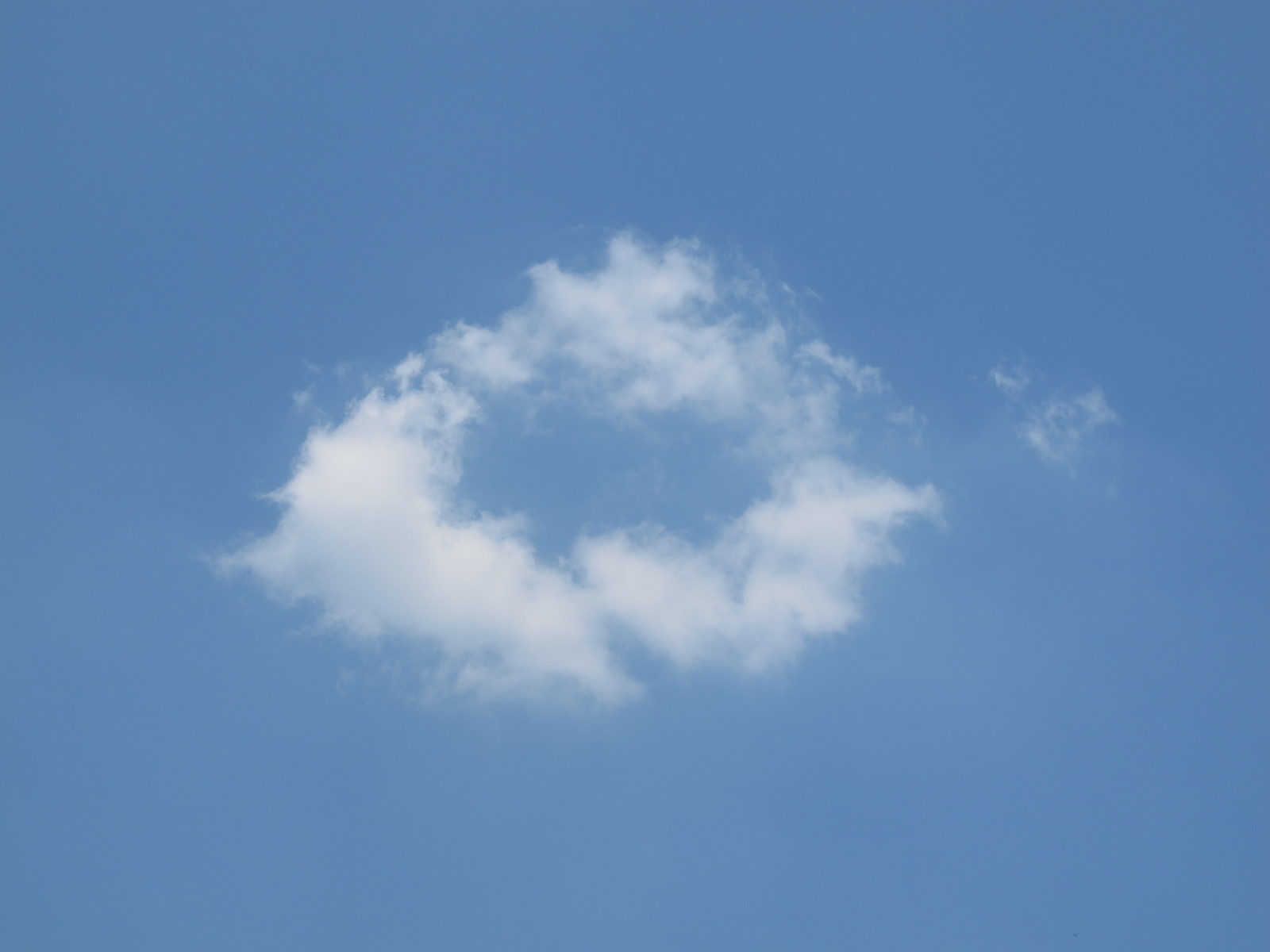 wKgB21AjQGSzyONYAAGPng4dZ_k38.jpeg?imageView2%2F2%2Fw%2F680%2Fh%2F600%2Fq%2F90