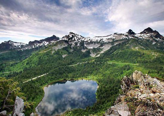 雷尼尔雪山国家公园(mountrainiernationalpark)