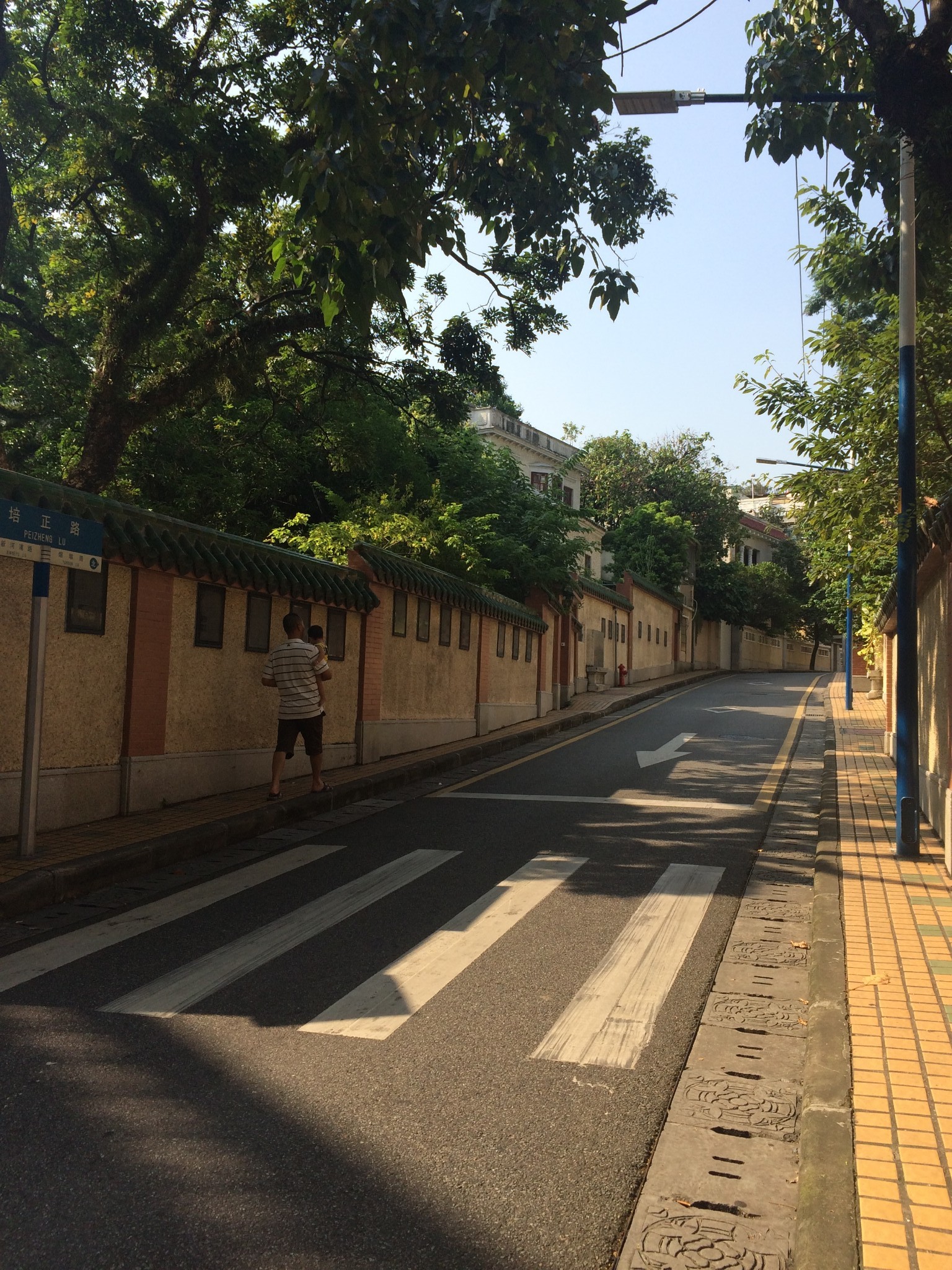 东山口地铁站        