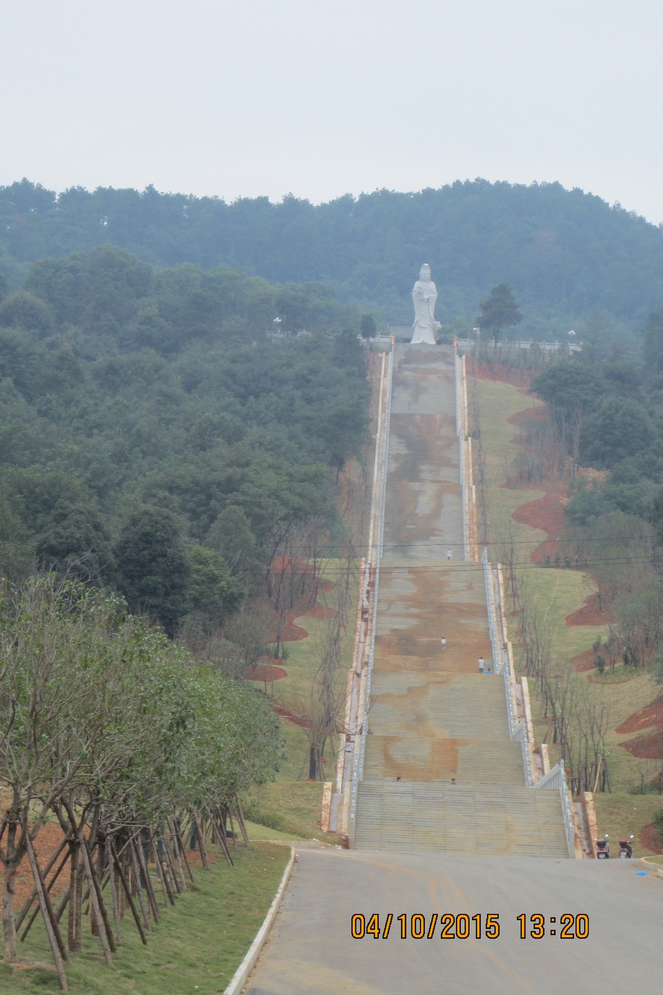 安徽省旅游 潜山旅游攻略 潜山森林公园    到了寺庙才知道,其实从这