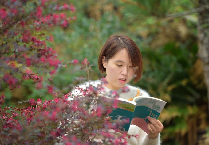 女儿媚婷婷电影网80s迅雷下载图片