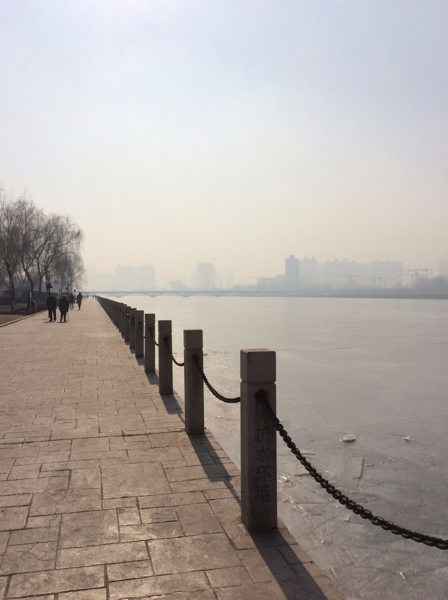 汾河公园沙滩碧水       