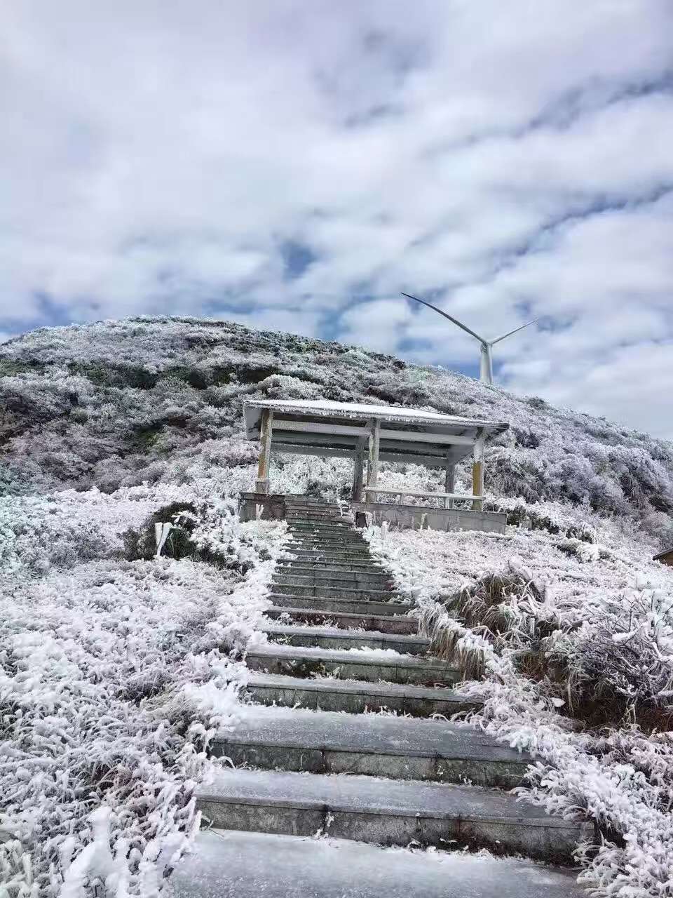 2016年12月4-5号,新化大熊山看雪景