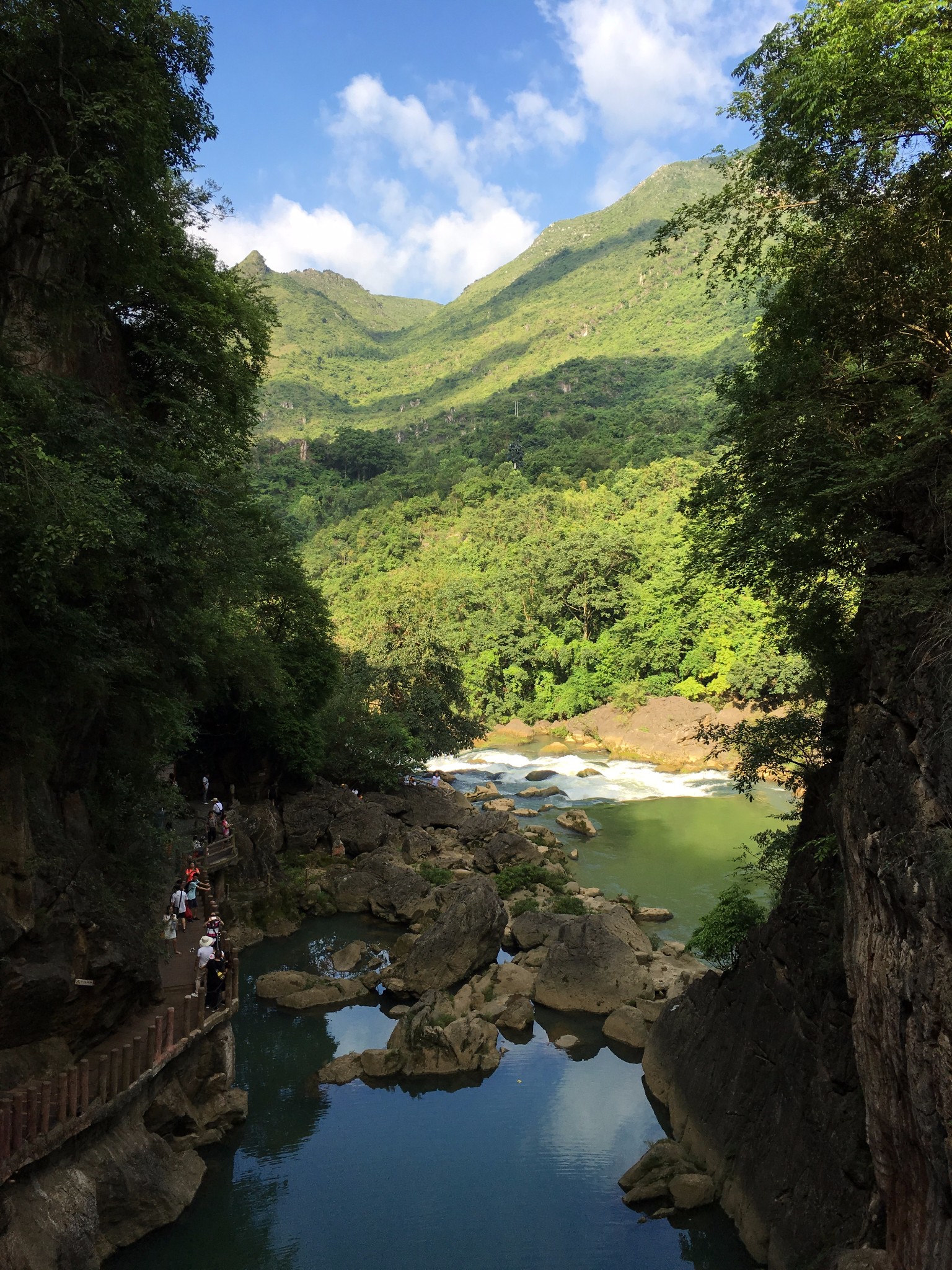 三塘多少人口_博社村人口多少