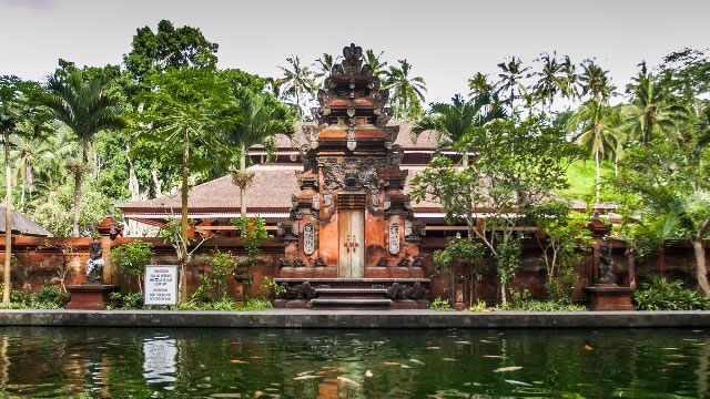 天天出发/巴厘岛乌布游-圣泉寺 脏鸭餐 乌布皇宫 传统