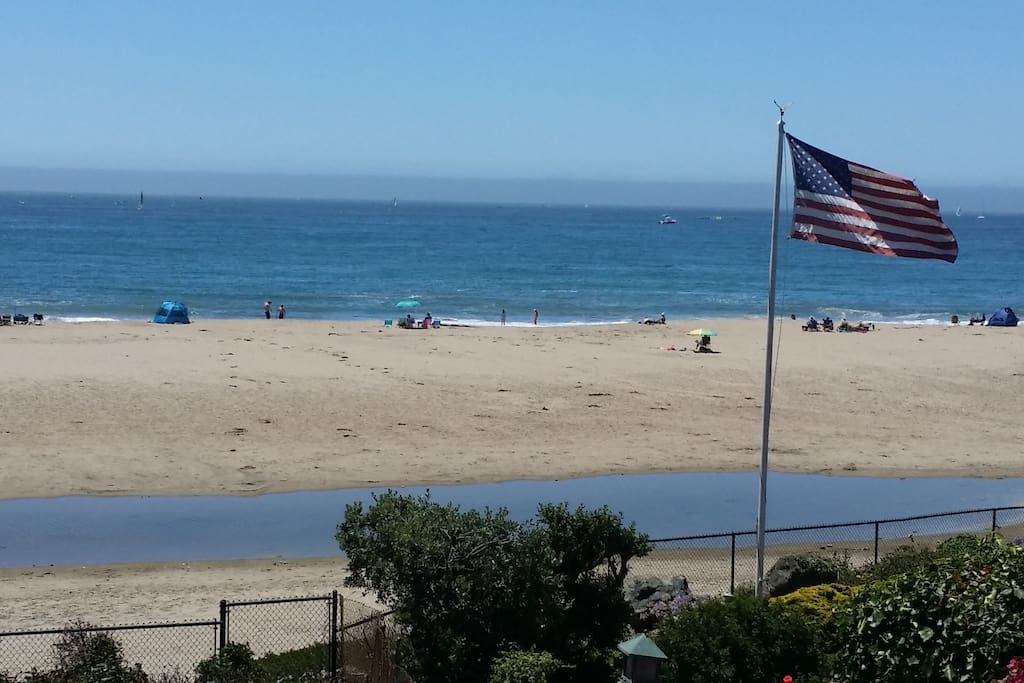 beach fanta-sea, 2bed/2ba ocean view, pet friendly