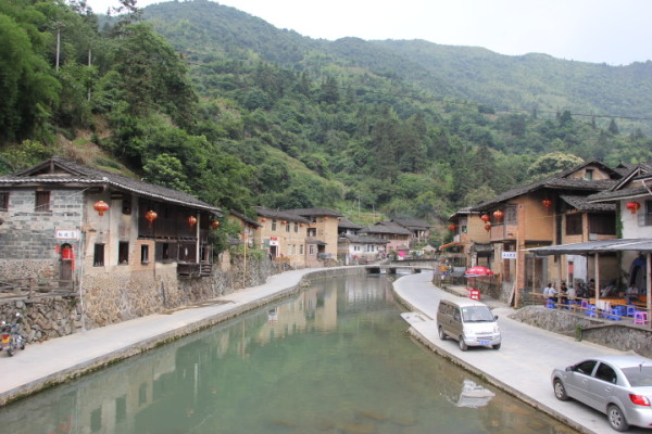 最美丽的山村 wKgBwU_Ftxy0Ghn6AASEXryZGCY58.jpeg?imageView2%2F2%2Fw%2F600%2Fq%2F90