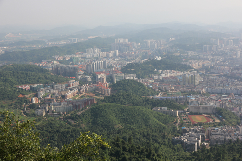 郴州苏仙岭街道多少人口_郴州苏仙岭图片