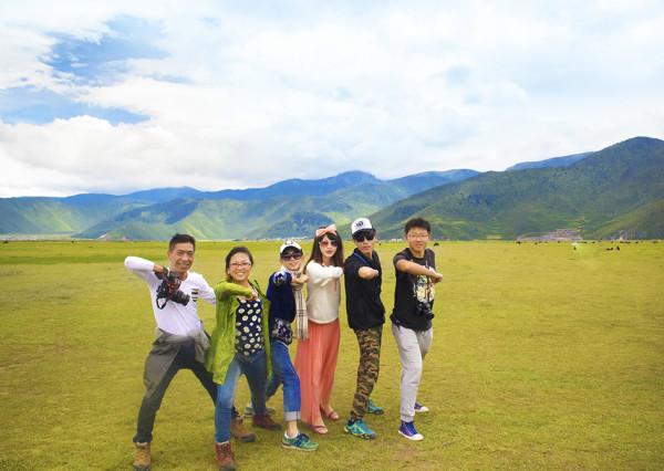 什么是家族旅游 wKgB6lQT1UmAewt1AAOVcjvOj4494.jpeg?imageView2%2F2%2Fw%2F600%2Fq%2F90