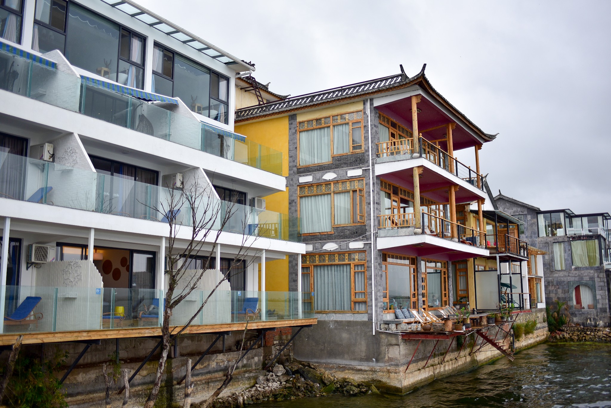 大理伴蓝海景度假酒店
