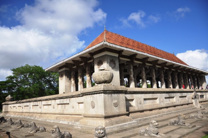 清泉寺在什么地方建的 wKgBpVWh3HeAQsloAAps-_HTyNg33.jpeg?imageView2%2F2%2Fw%2F680%2Fq%2F90